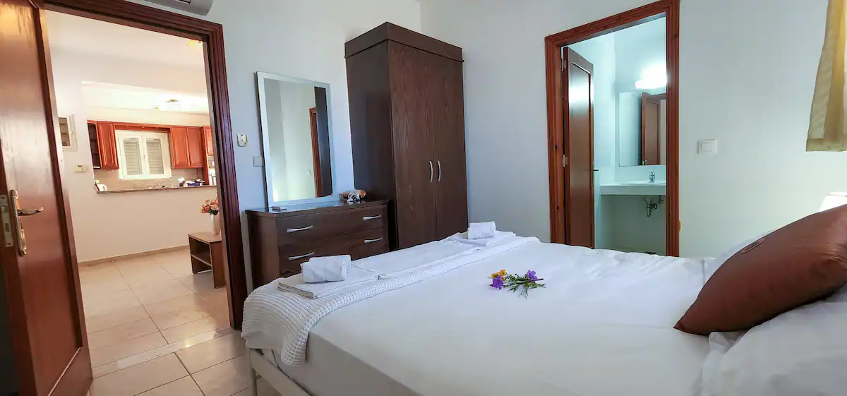 sea view villa bedroom